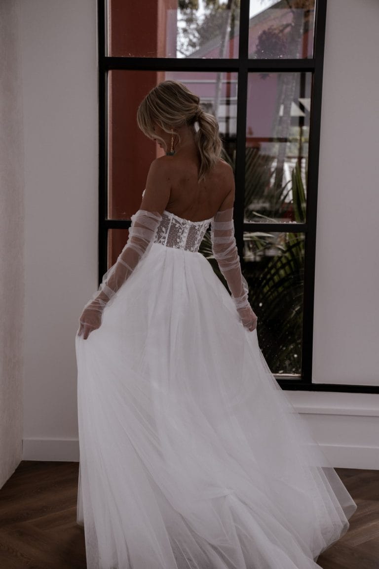 OLLIE TULLE - MADE WITH LOVE