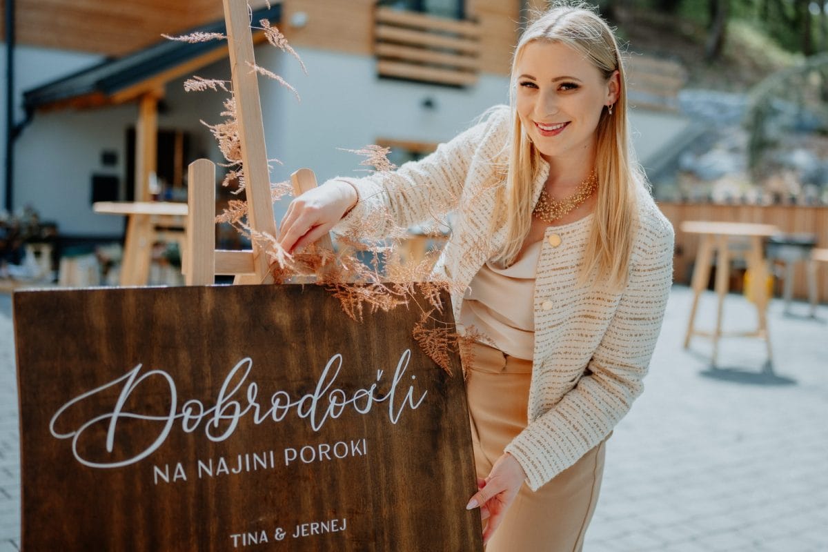 O meni - Poročni atelje JWS